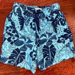 ❣️ Boys 2T swim trunks